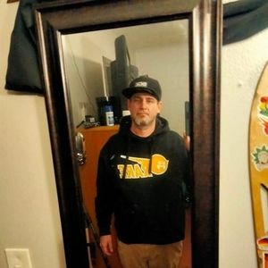 Meet your Posher, Wray